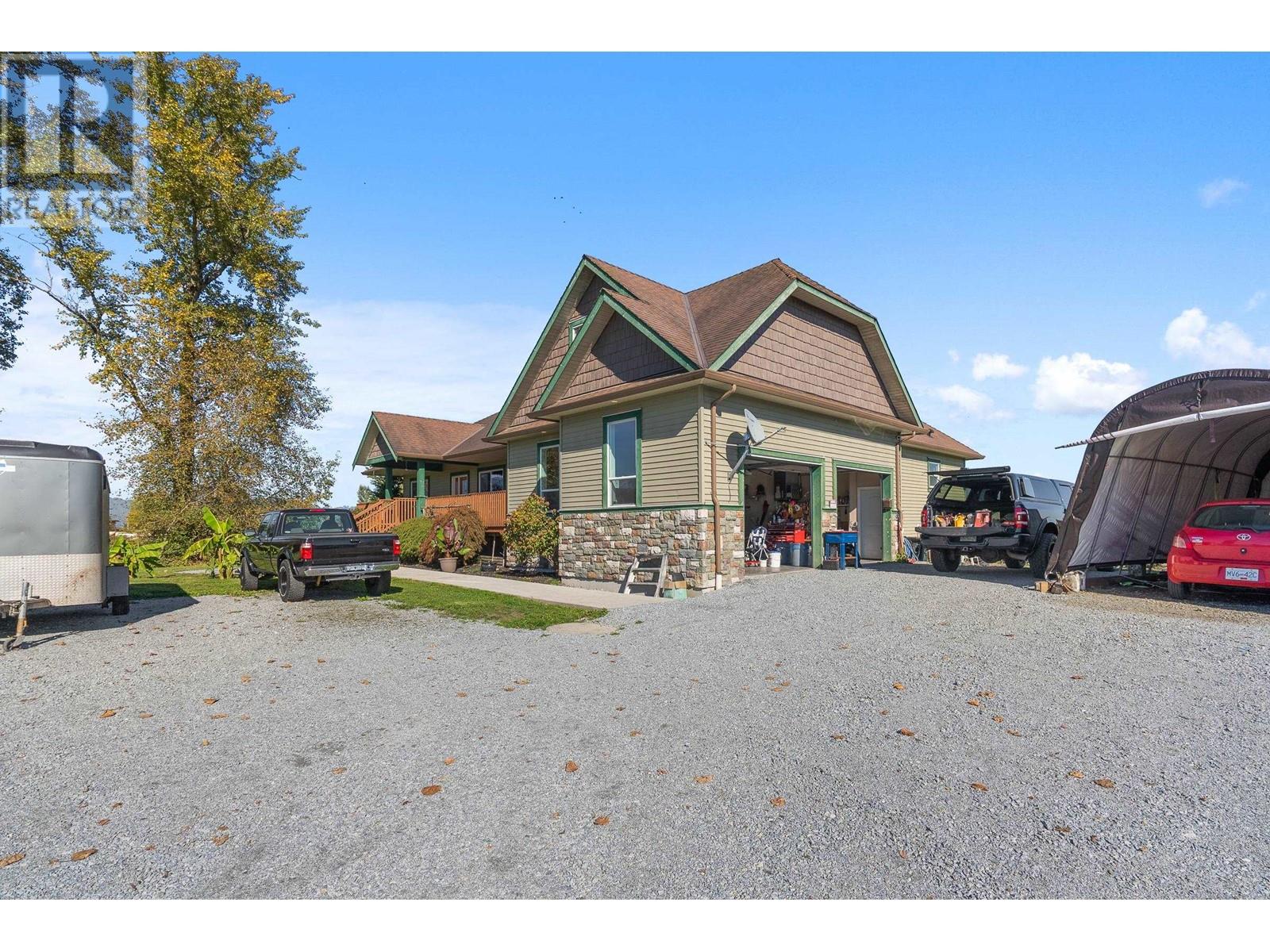 13222 SHARPE ROAD, Pitt Meadows real estate listing R2972871