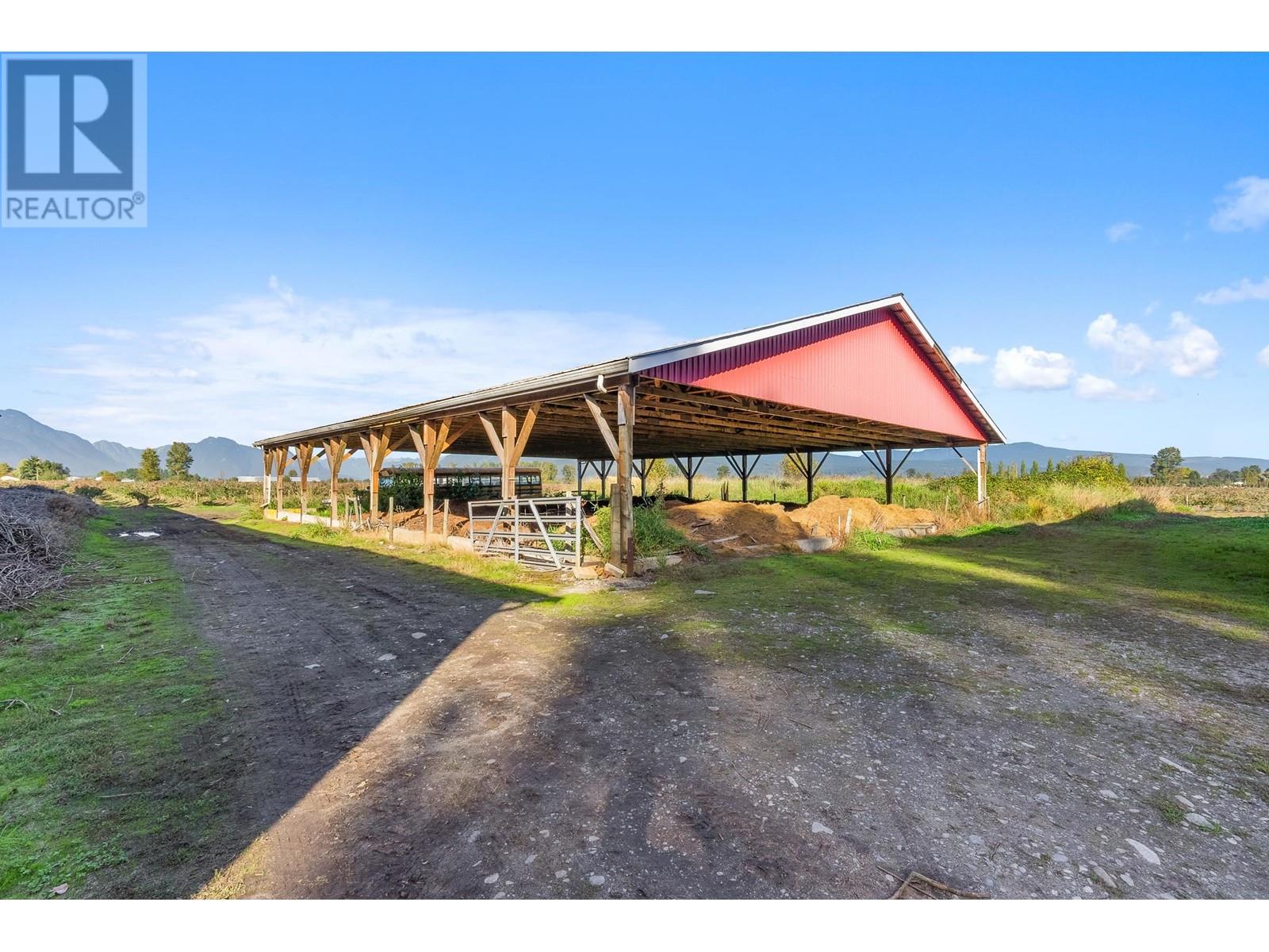 13222 SHARPE ROAD, Pitt Meadows real estate listing R2972871