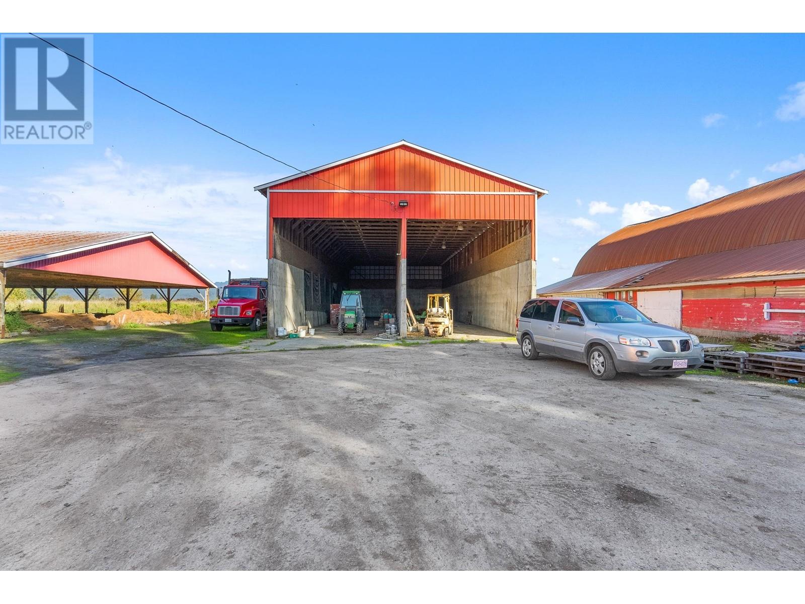 13222 SHARPE ROAD, Pitt Meadows real estate listing R2972871