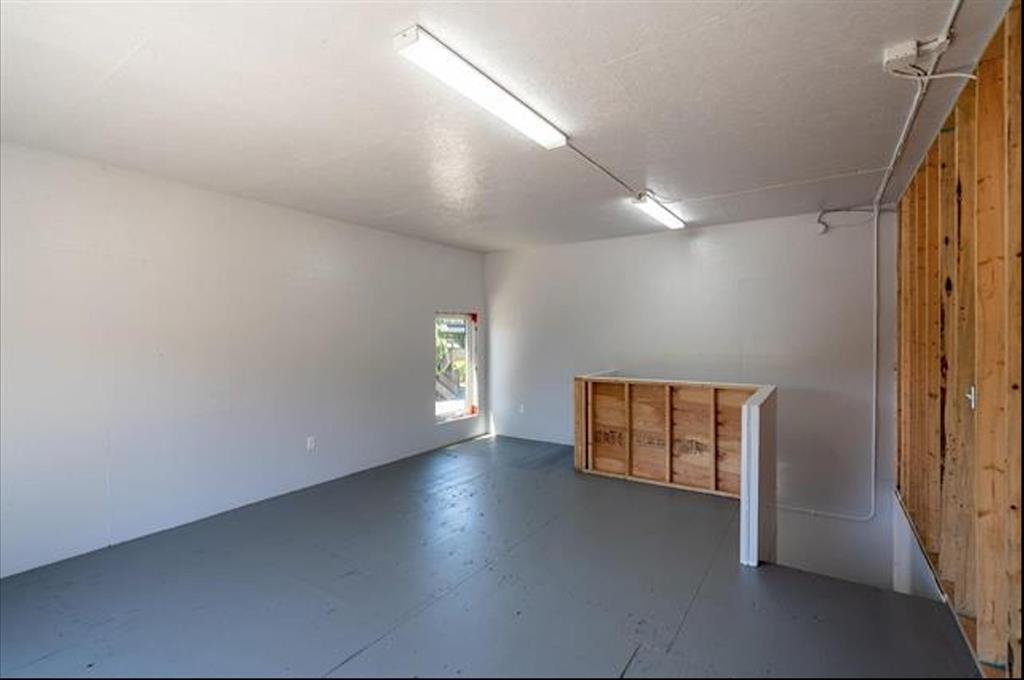 23009 FRASER HIGHWAY, Langley