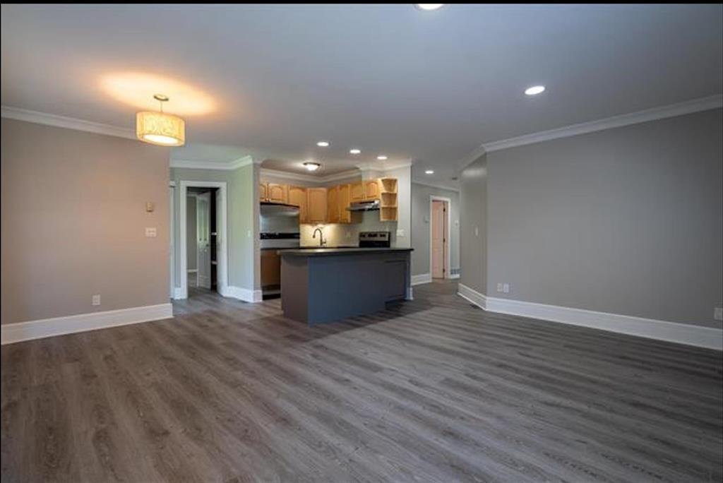 23009 FRASER HIGHWAY, Langley