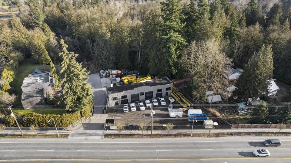 23009 FRASER HIGHWAY, Langley