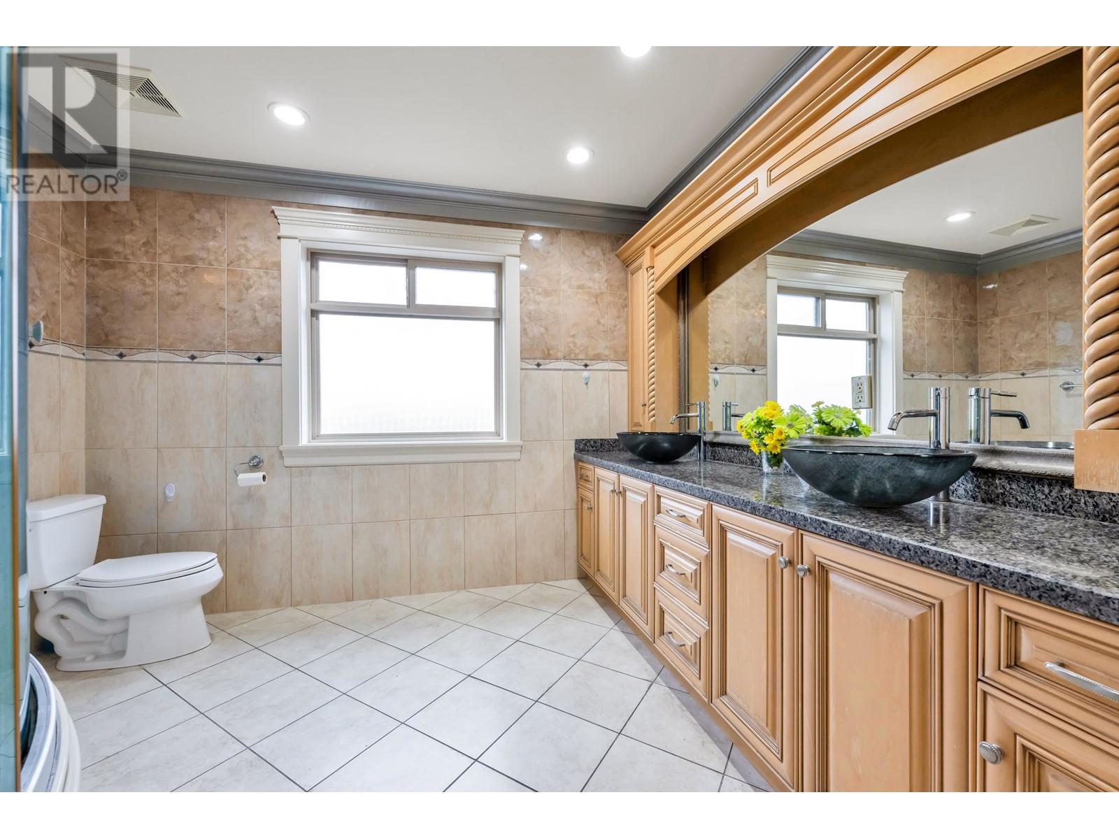 7307 2ND STREET, Burnaby