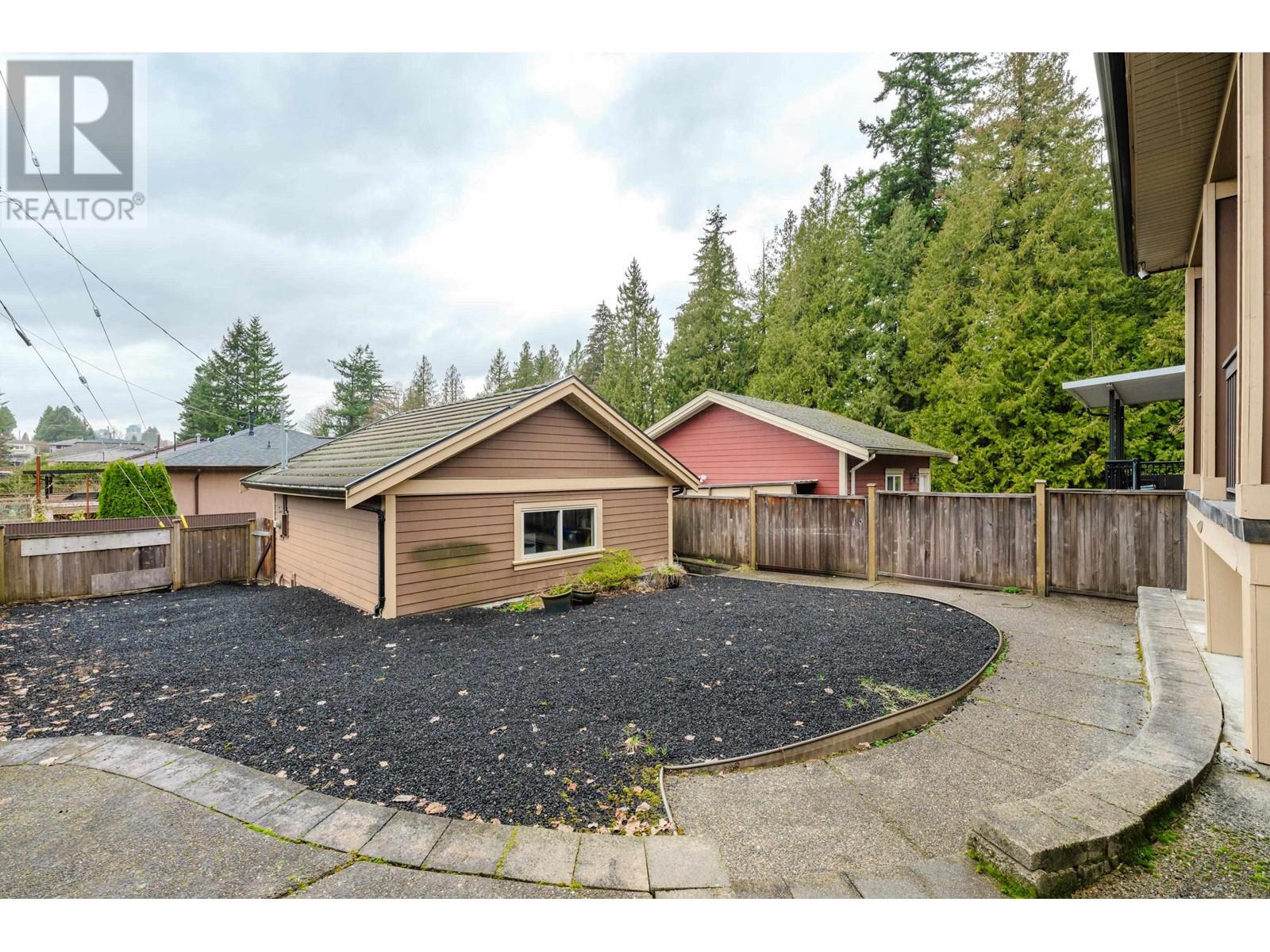 7307 2ND STREET, Burnaby
