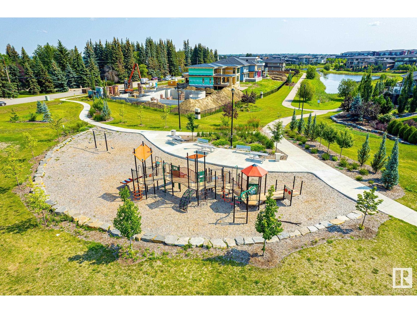 Photo 5 of 108 Windermere Dr Nw, Edmonton AB