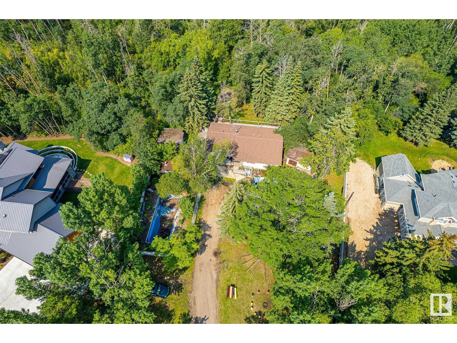 Photo 13 of 108 Windermere Dr Nw, Edmonton AB