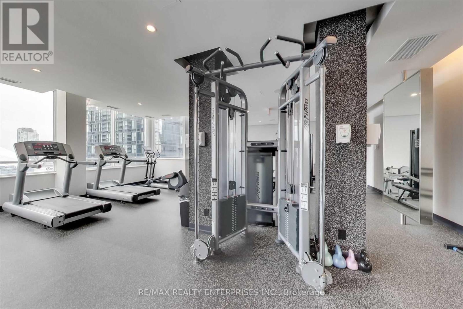Photo 31 of 409 270 Wellington Street W, Toronto ON