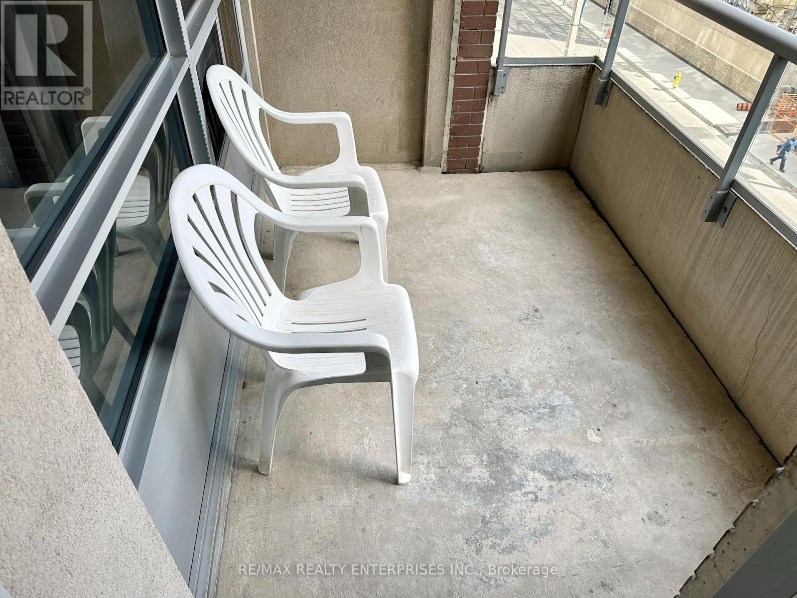 Photo 31 of 436 250 Wellington Street W, Toronto ON