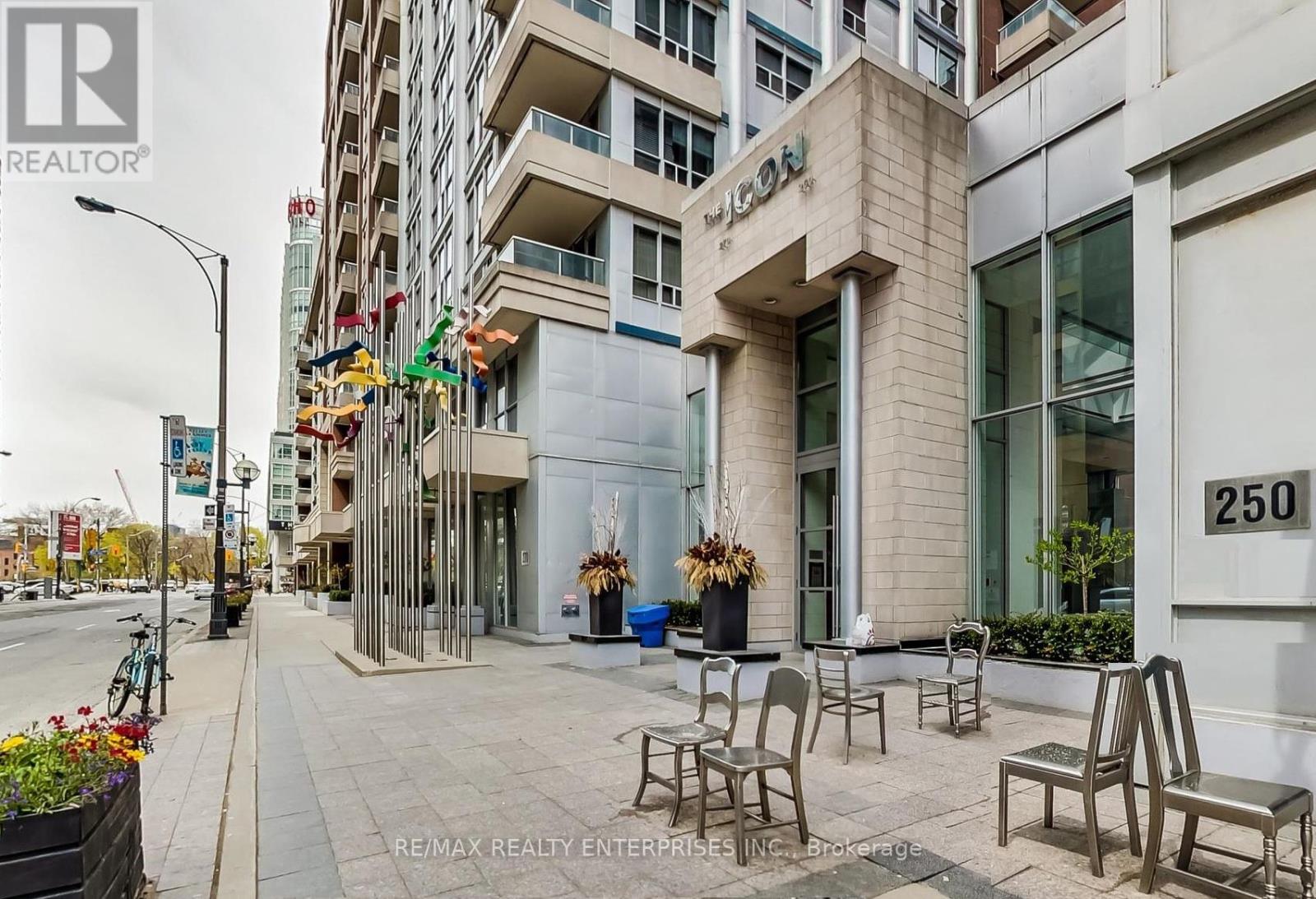 Photo 44 of 436 250 Wellington Street W, Toronto ON