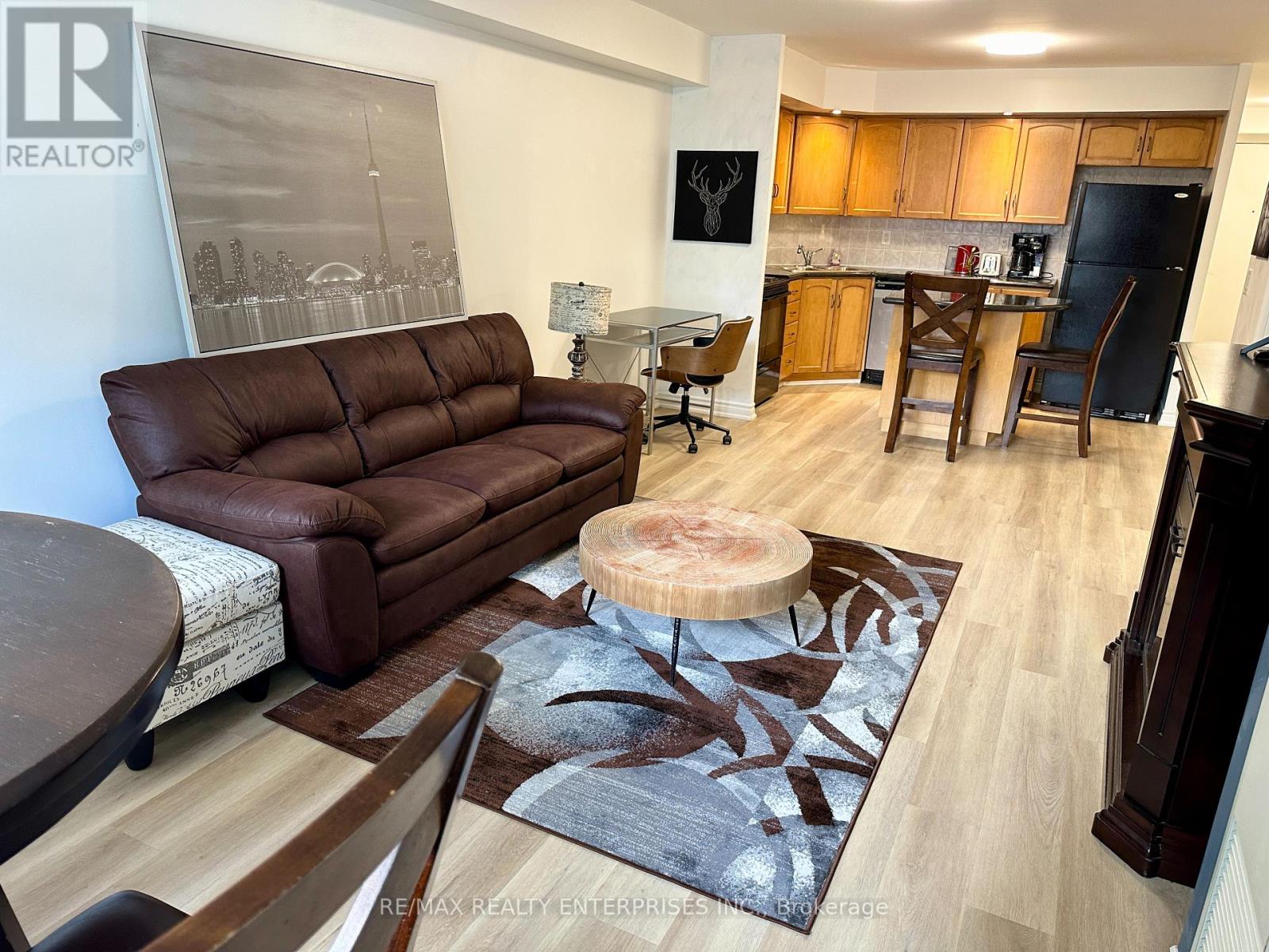 Photo 7 of 436 250 Wellington Street W, Toronto ON