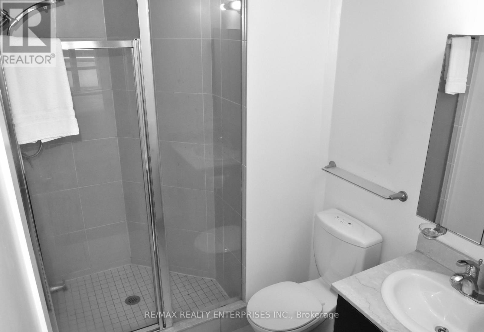 Photo 34 of 517 20 Blue Jays Way, Toronto ON