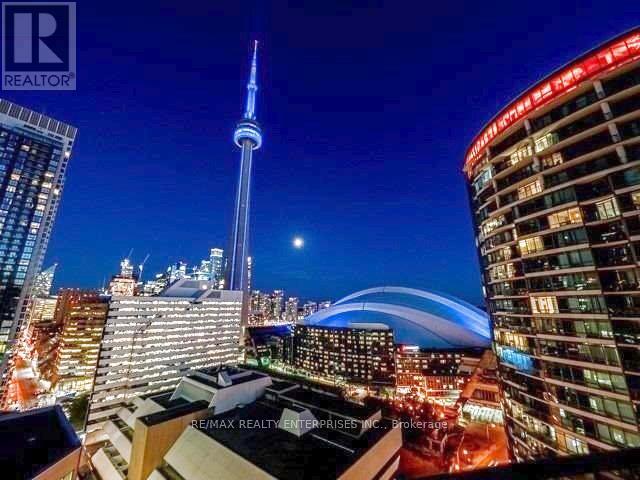 Photo 4 of 517 20 Blue Jays Way, Toronto ON