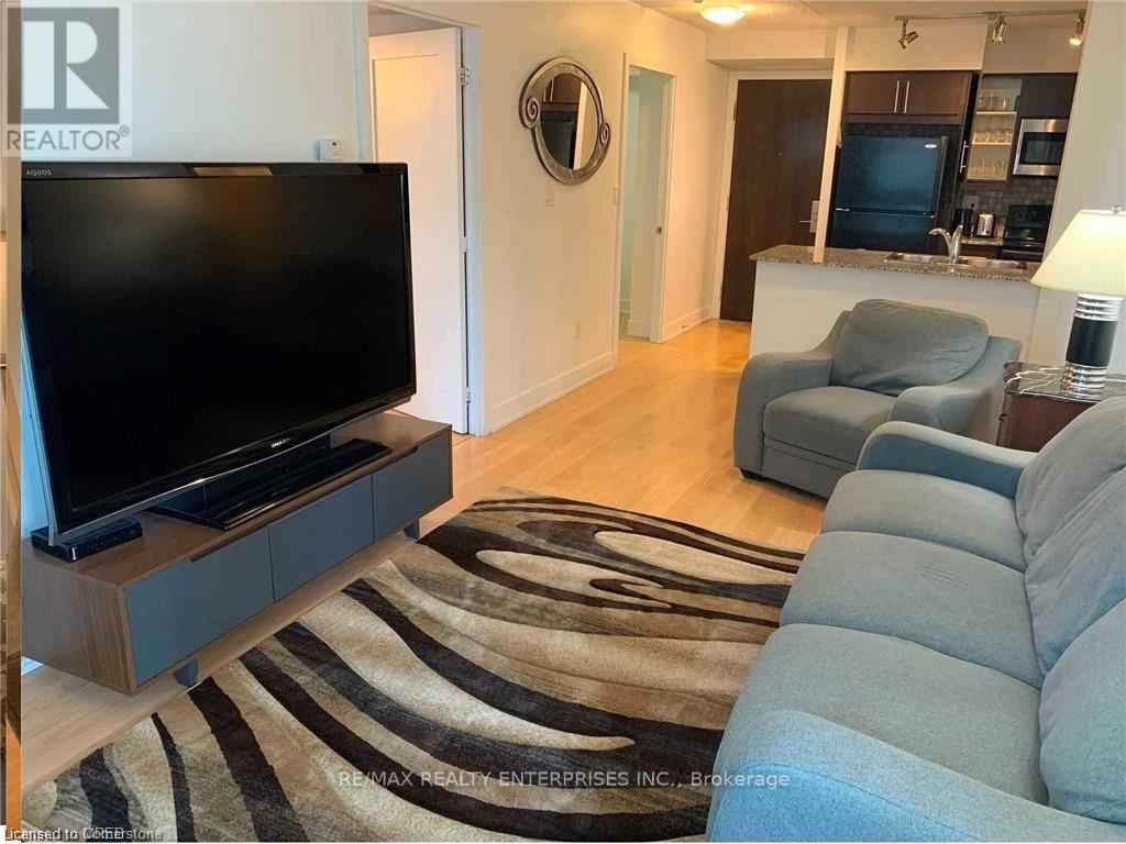 Photo 15 of 1017 20 Blue Jays Way, Toronto ON