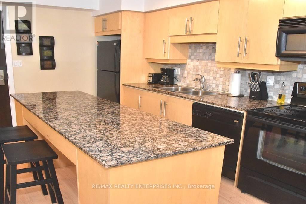 Photo 16 of 1509 20 Blue Jays Way, Toronto ON