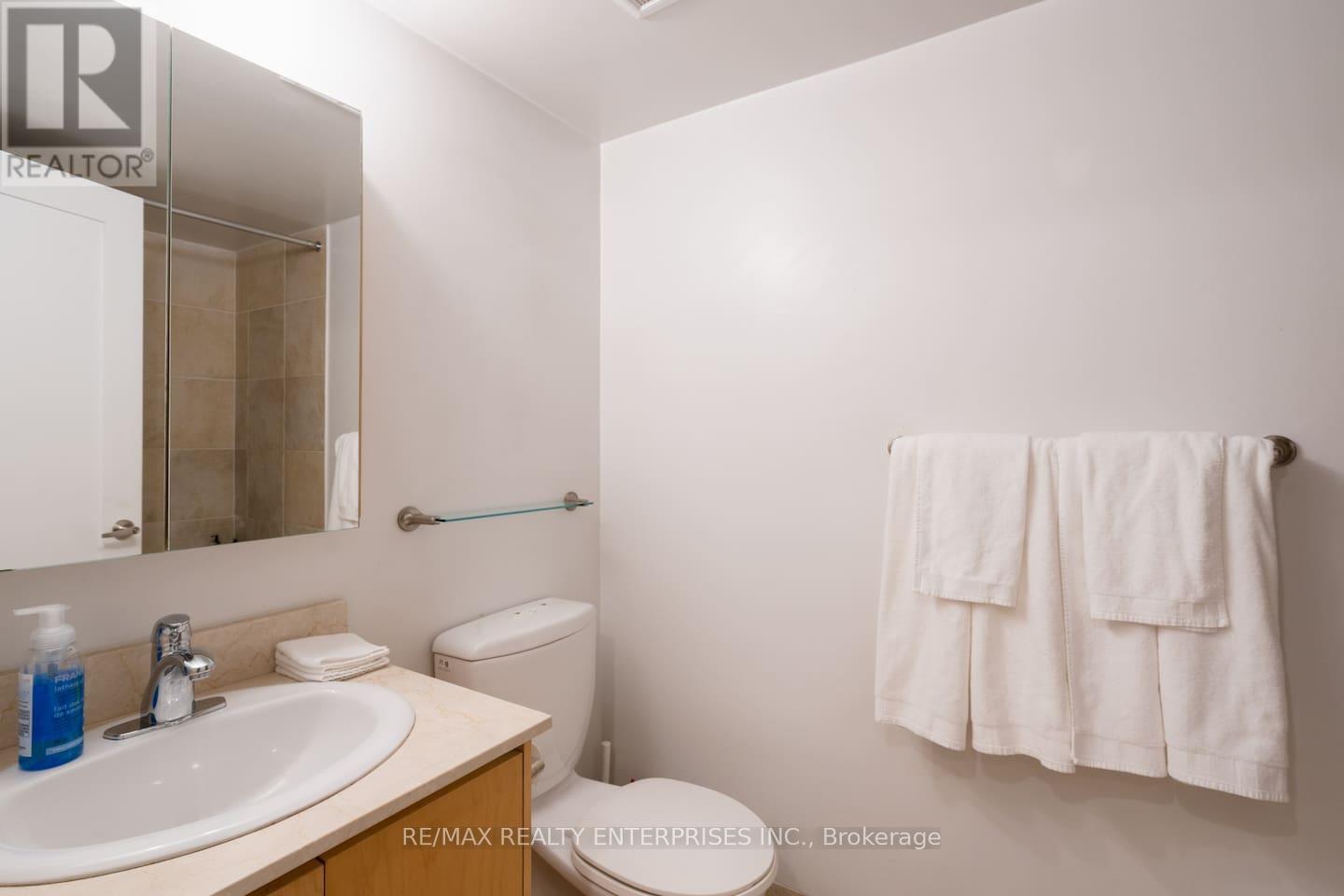 Photo 29 of 1509 20 Blue Jays Way, Toronto ON
