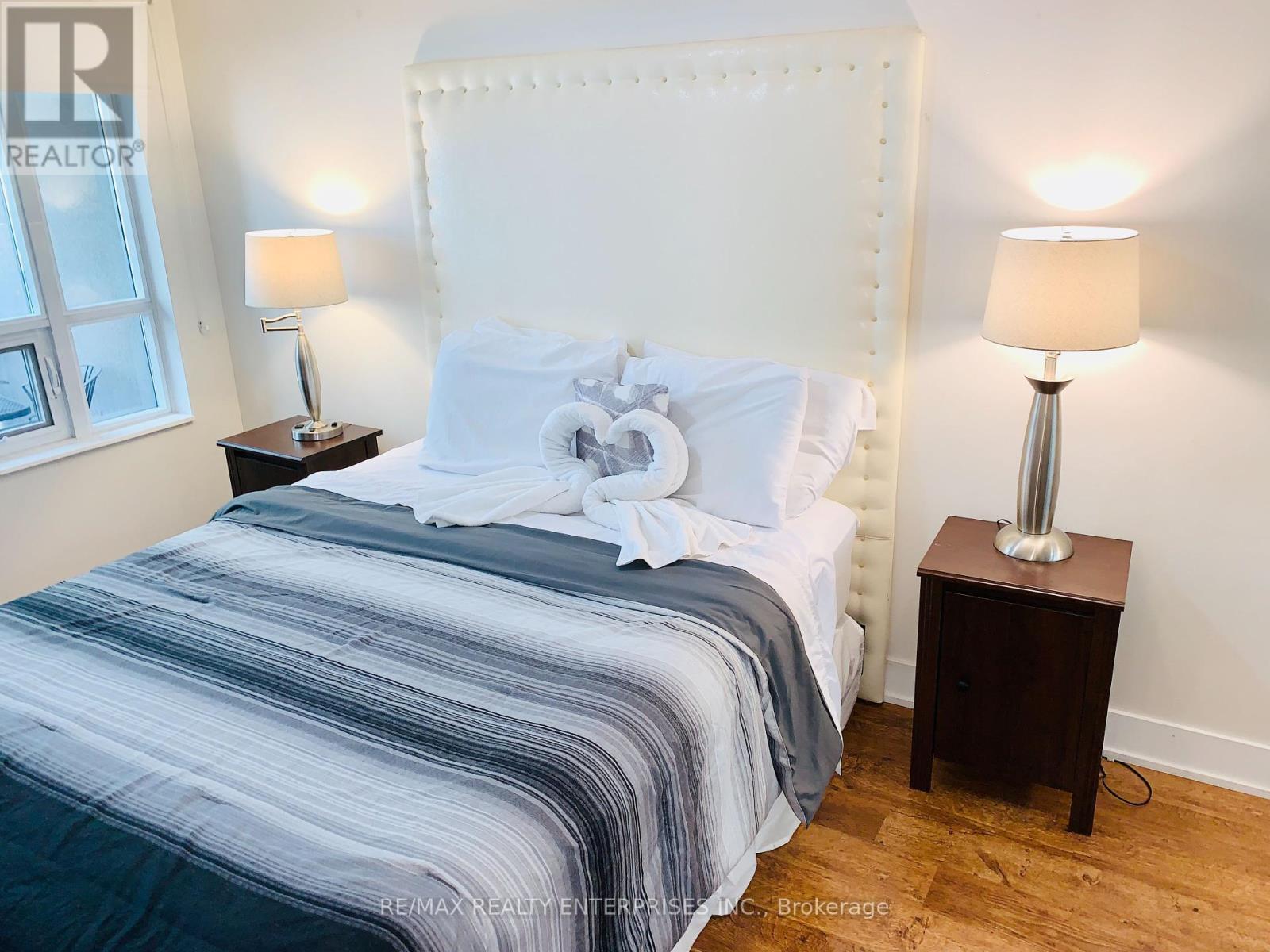 Photo 22 of 909 20 Blue Jays Way, Toronto ON