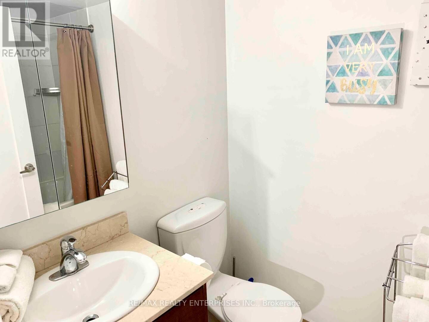 Photo 27 of 909 20 Blue Jays Way, Toronto ON