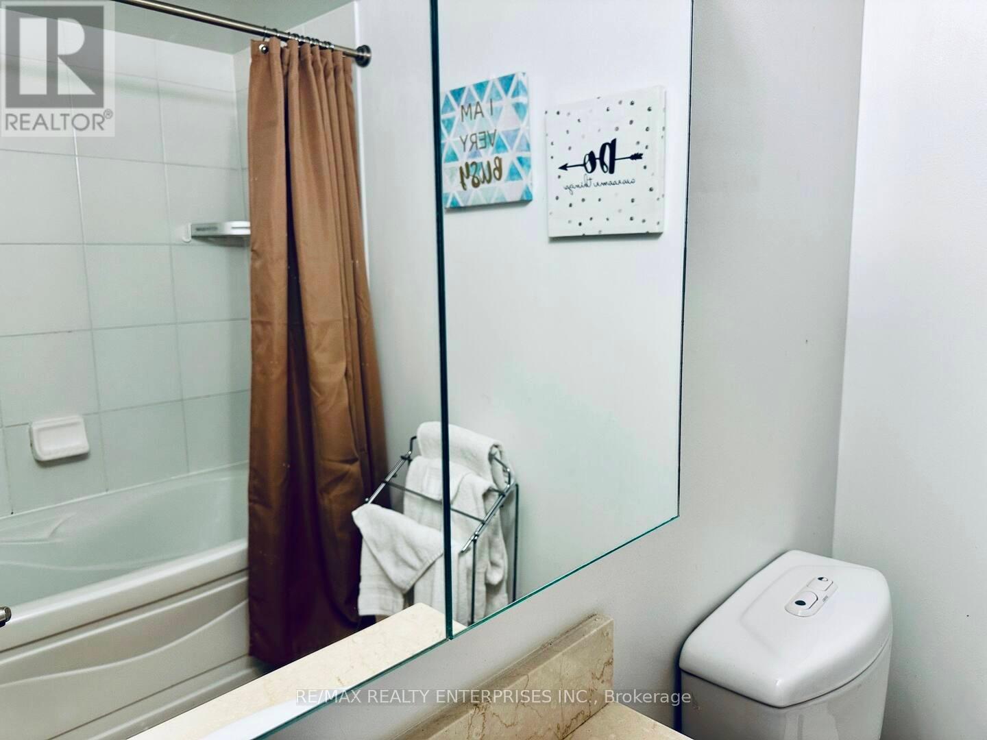 Photo 28 of 909 20 Blue Jays Way, Toronto ON