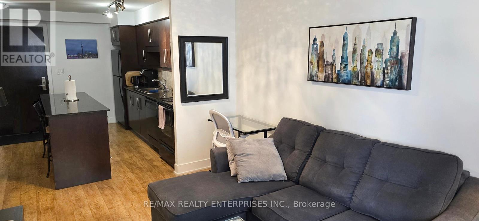 Photo 14 of 1109 20 Blue Jays Way, Toronto ON