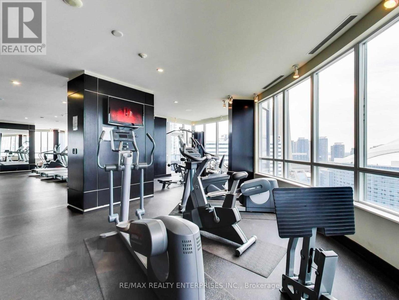 Photo 31 of 1109 20 Blue Jays Way, Toronto ON