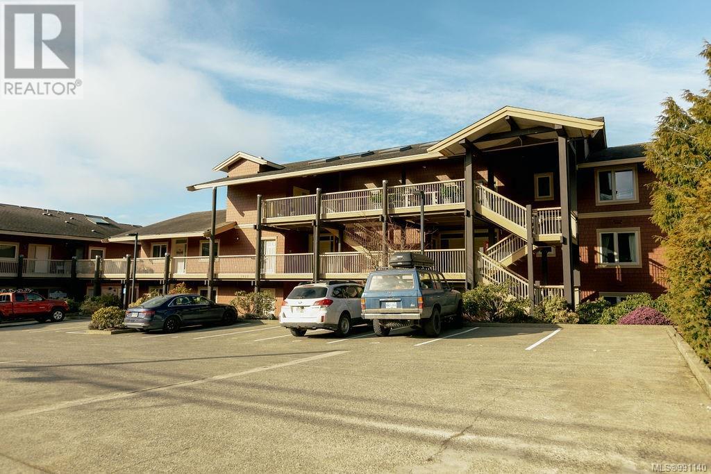 202 1917 Peninsula Rd, Ucluelet