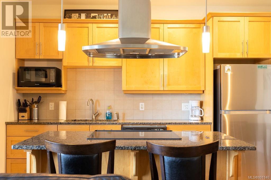 202 1917 Peninsula Rd, Ucluelet