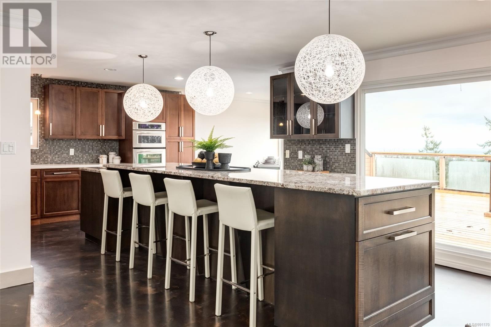 3574 Oakridge Dr, Nanaimo real estate listing 991170