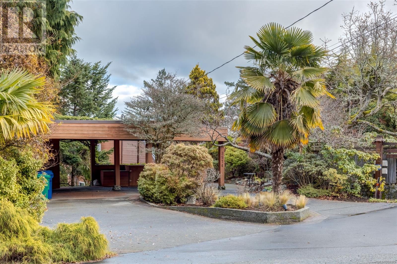 3574 Oakridge Dr, Nanaimo real estate listing 991170