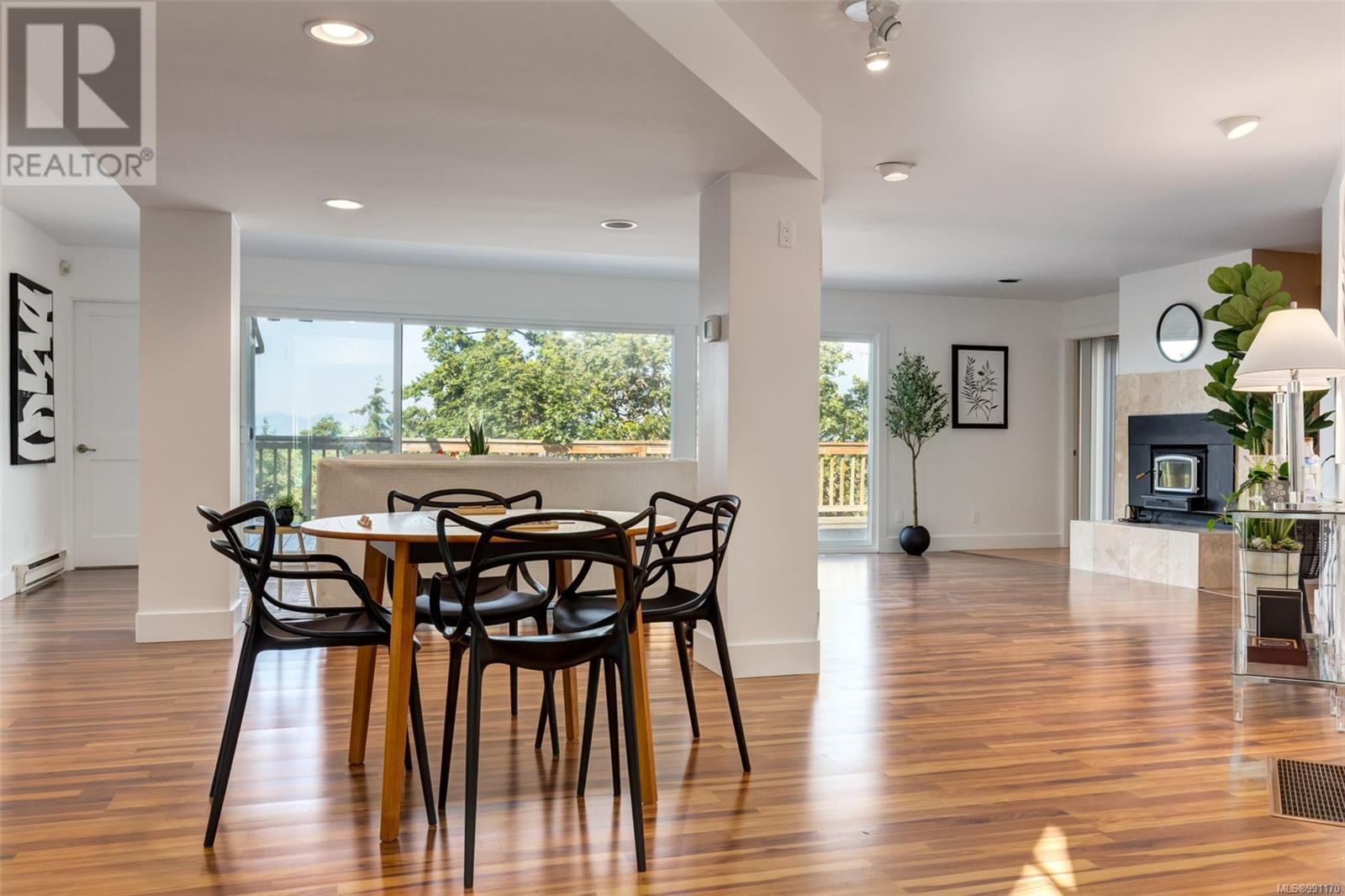 3574 Oakridge Dr, Nanaimo real estate listing 991170