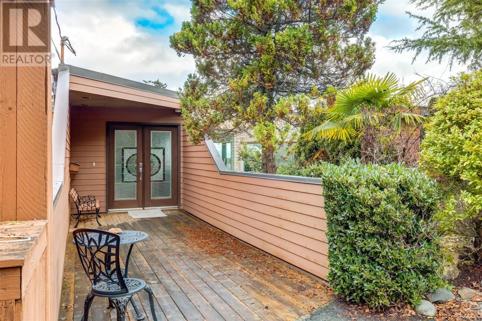 3574 Oakridge Dr, Nanaimo real estate listing 991170