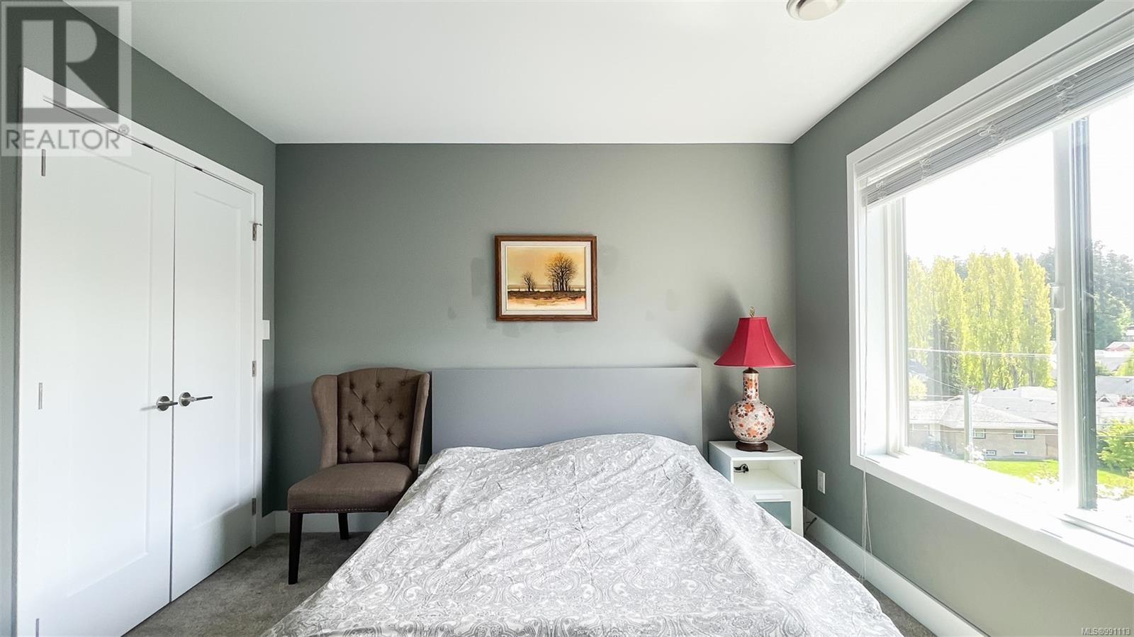 Photo 20 of 3894 Wilkinson Rd, Saanich BC