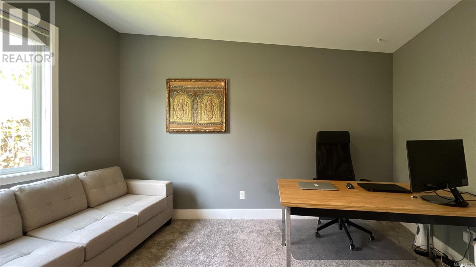 Photo 24 of 3894 Wilkinson Rd, Saanich BC