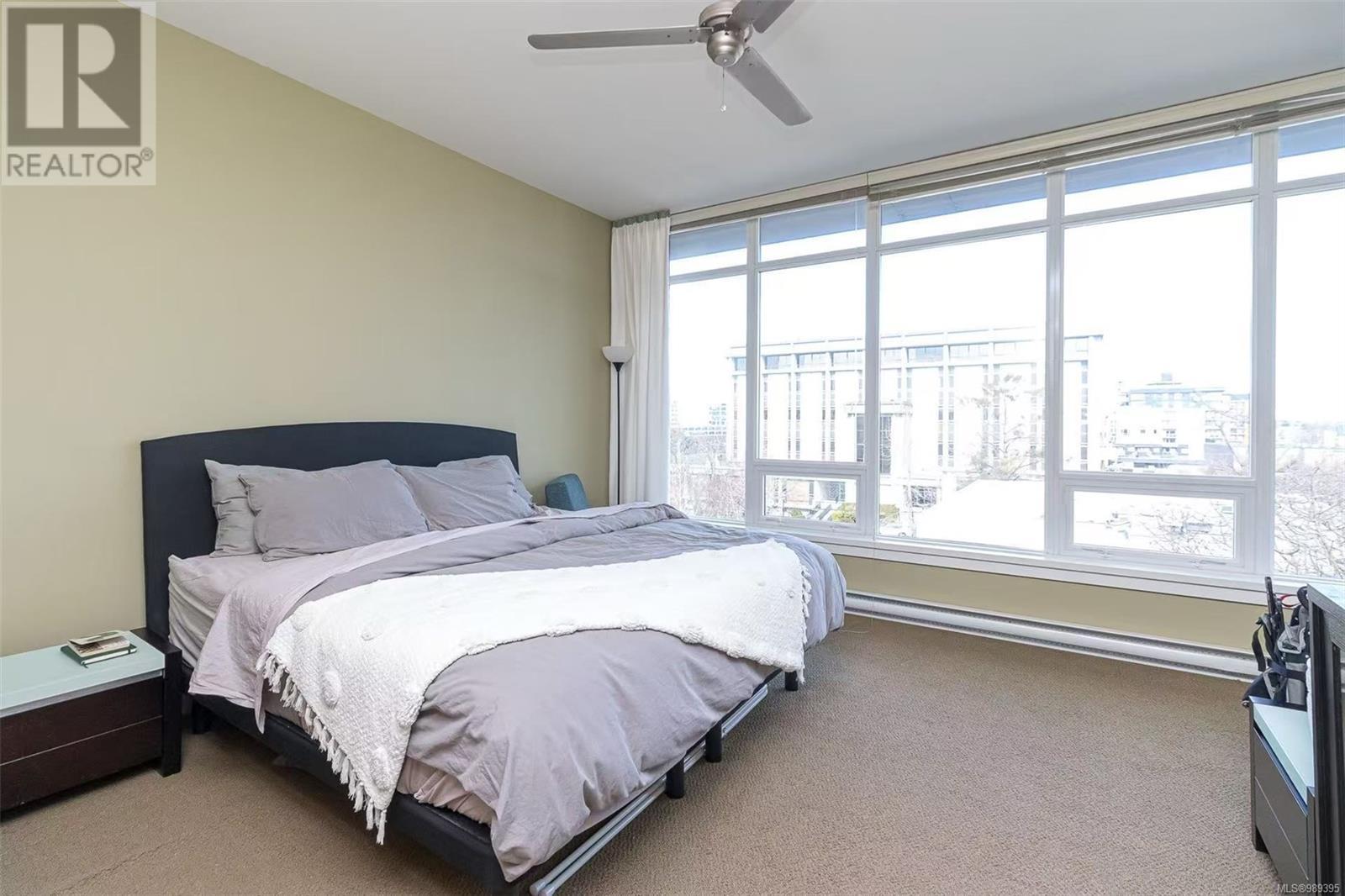 703 828 Rupert Terrace, Victoria