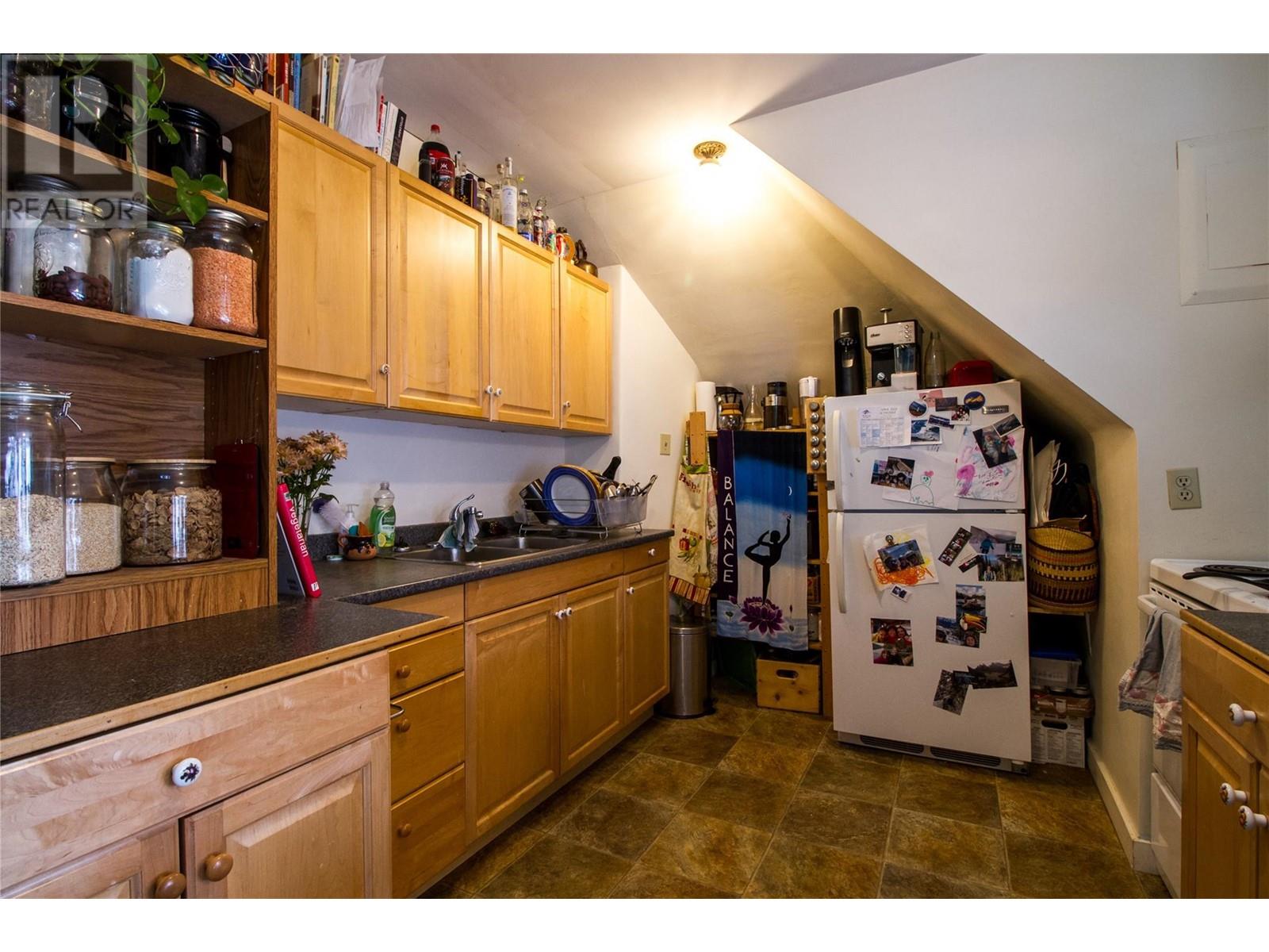 614 Mackenzie Avenue, Revelstoke