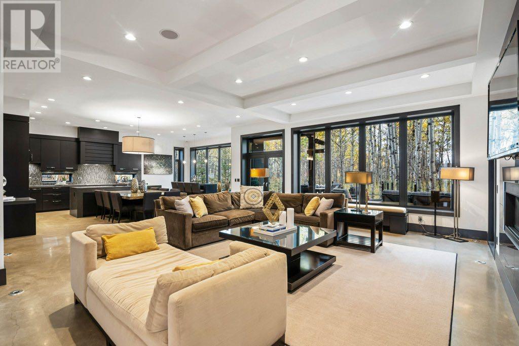Single Family House for Sale in  Posthill Drive SW Springbank Hill Calgary 