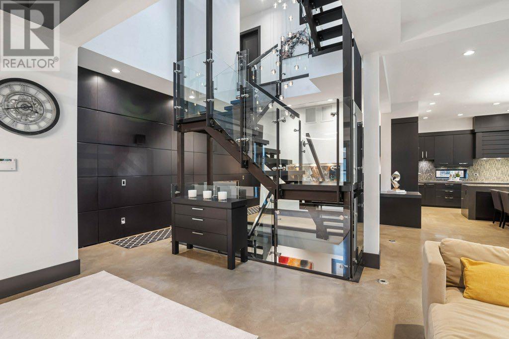 Single Family House for Sale in  Posthill Drive SW Springbank Hill Calgary 