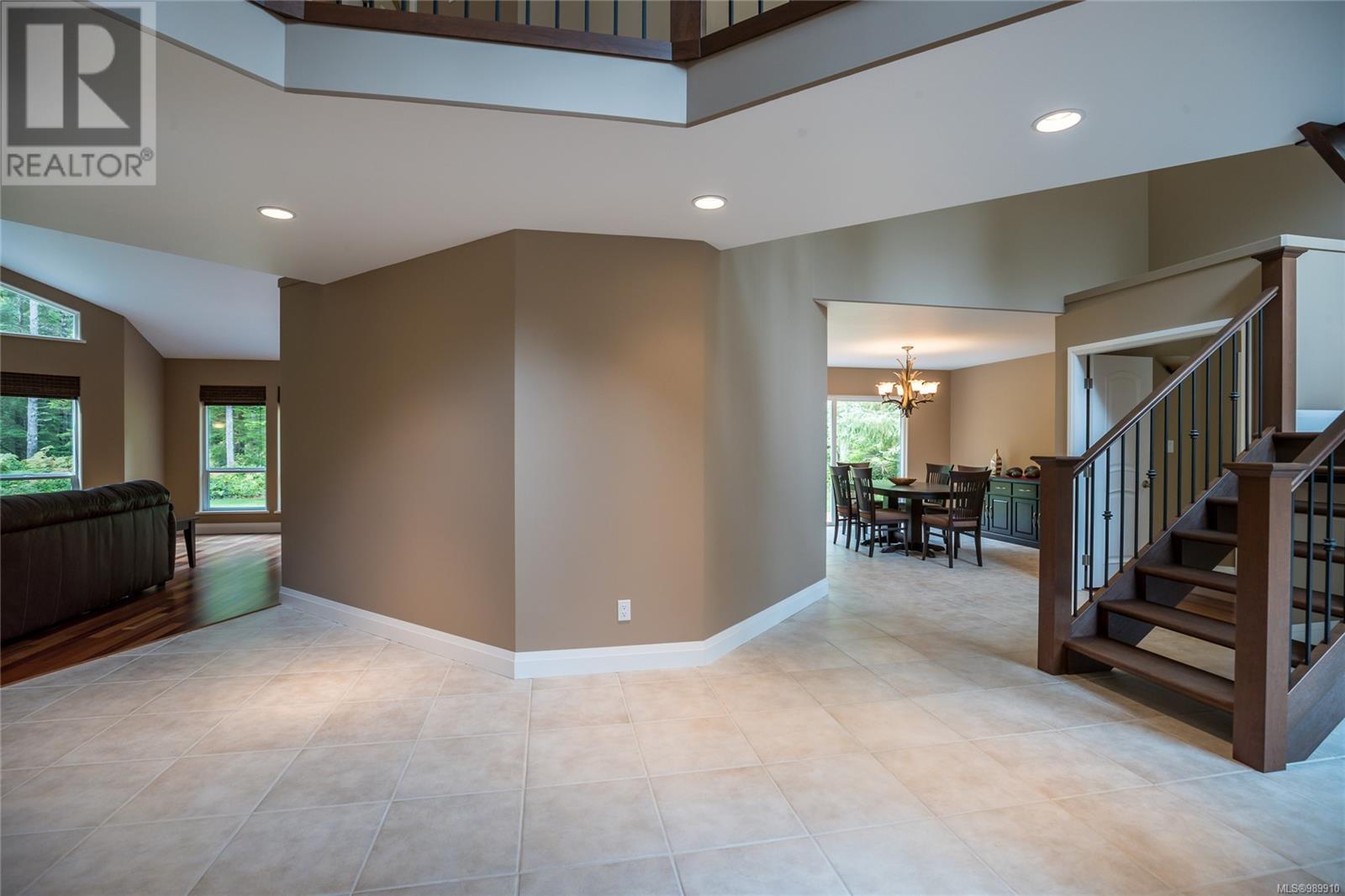 5165 Duncan Bay Rd, Campbell River real estate listing 989910