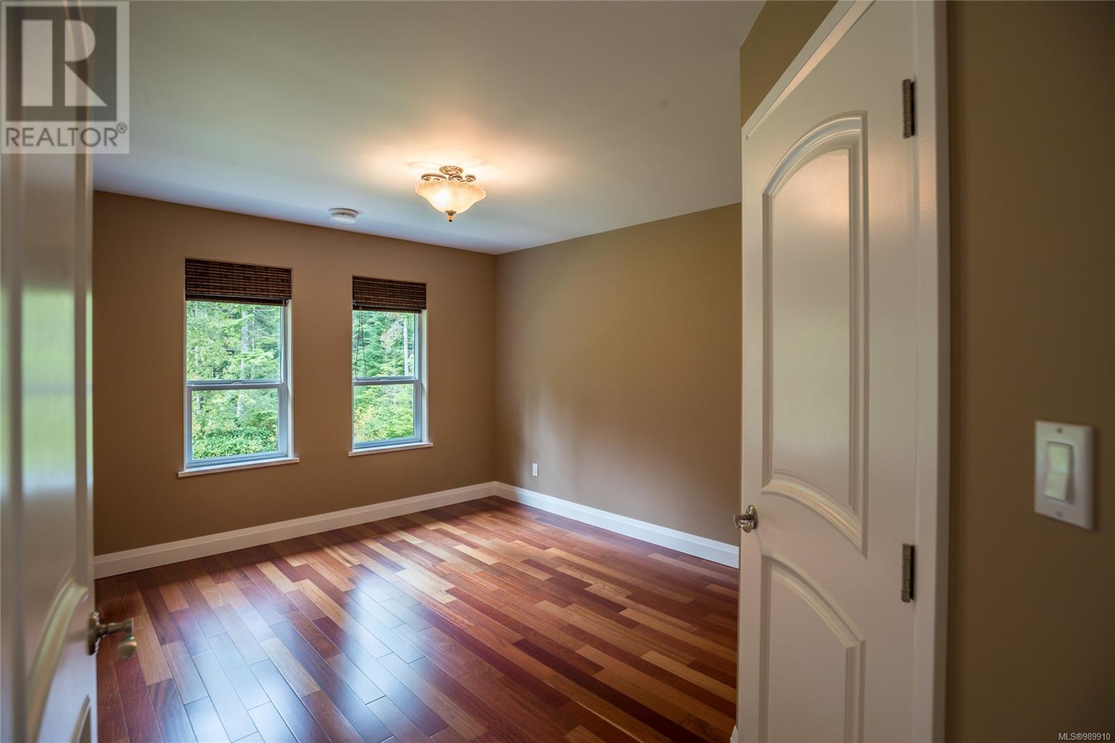 5165 Duncan Bay Rd, Campbell River real estate listing 989910