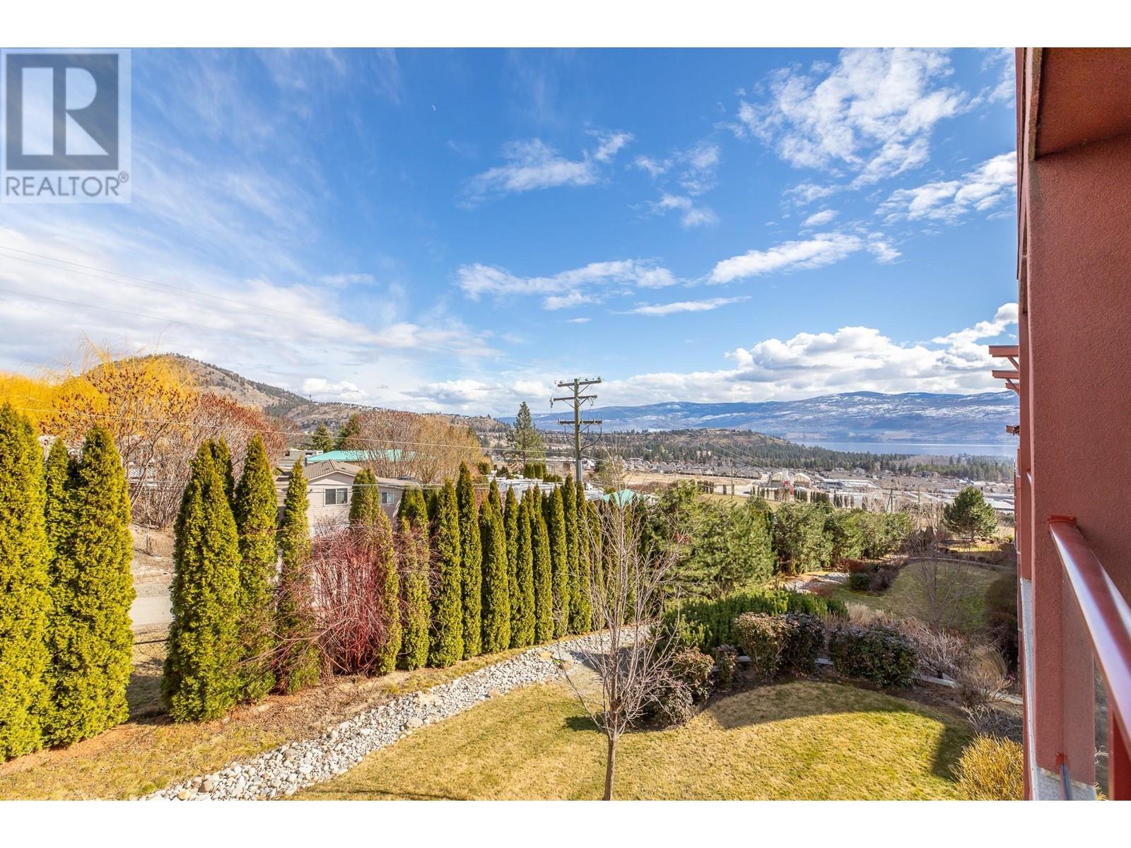 204 3211 Skyview Lane, West Kelowna