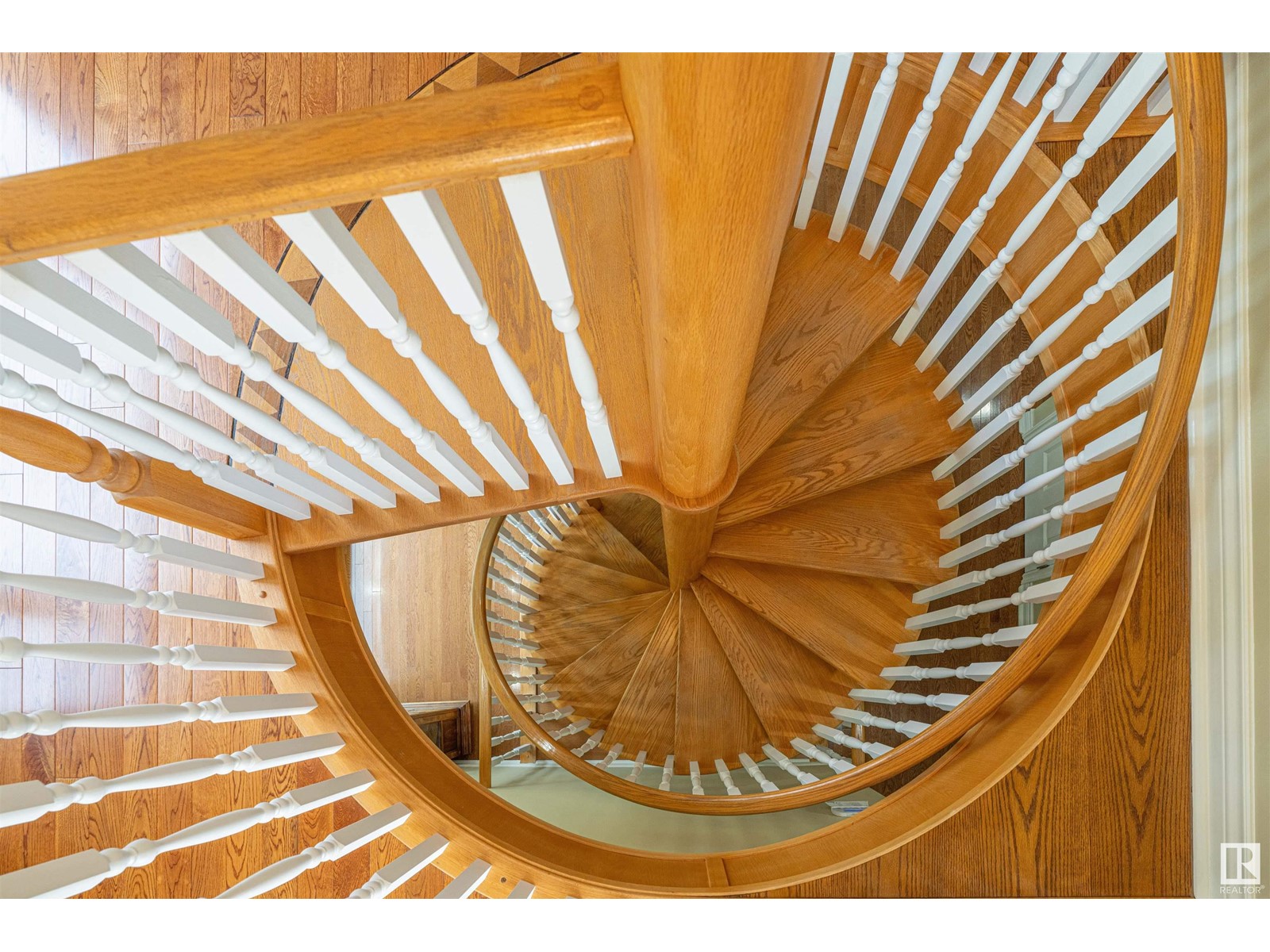 23022 LAMOUREUX DR - 28
