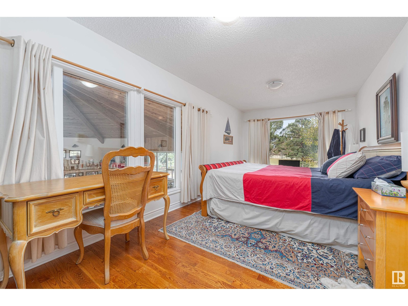 23022 LAMOUREUX DR - 24