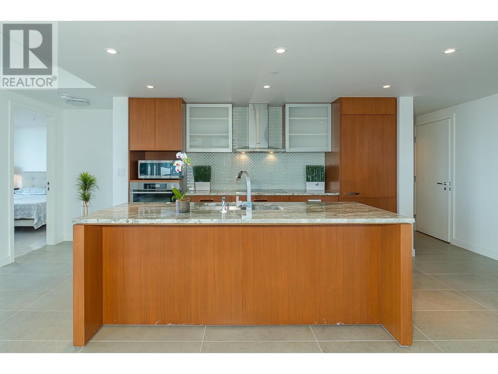 Photo 11 of 2303 1028 Barclay Street, Vancouver BC