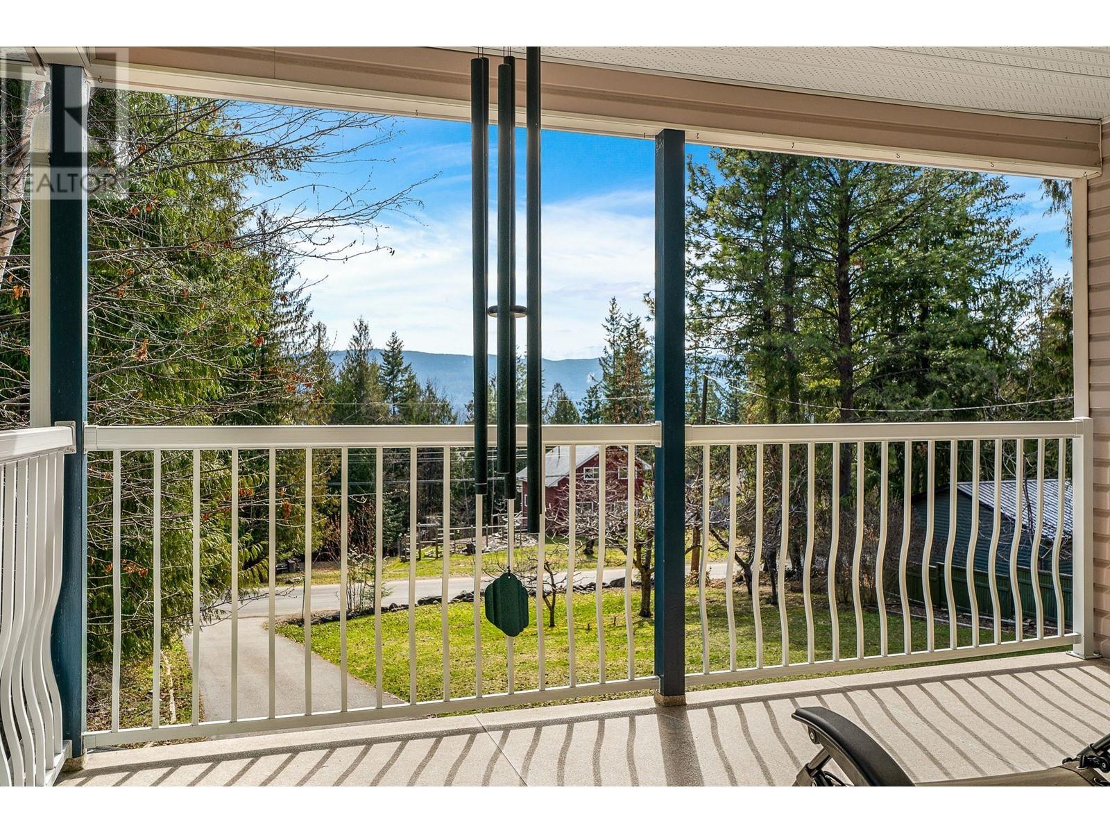 Photo 12 of 7451 Estate Drive, Anglemont BC