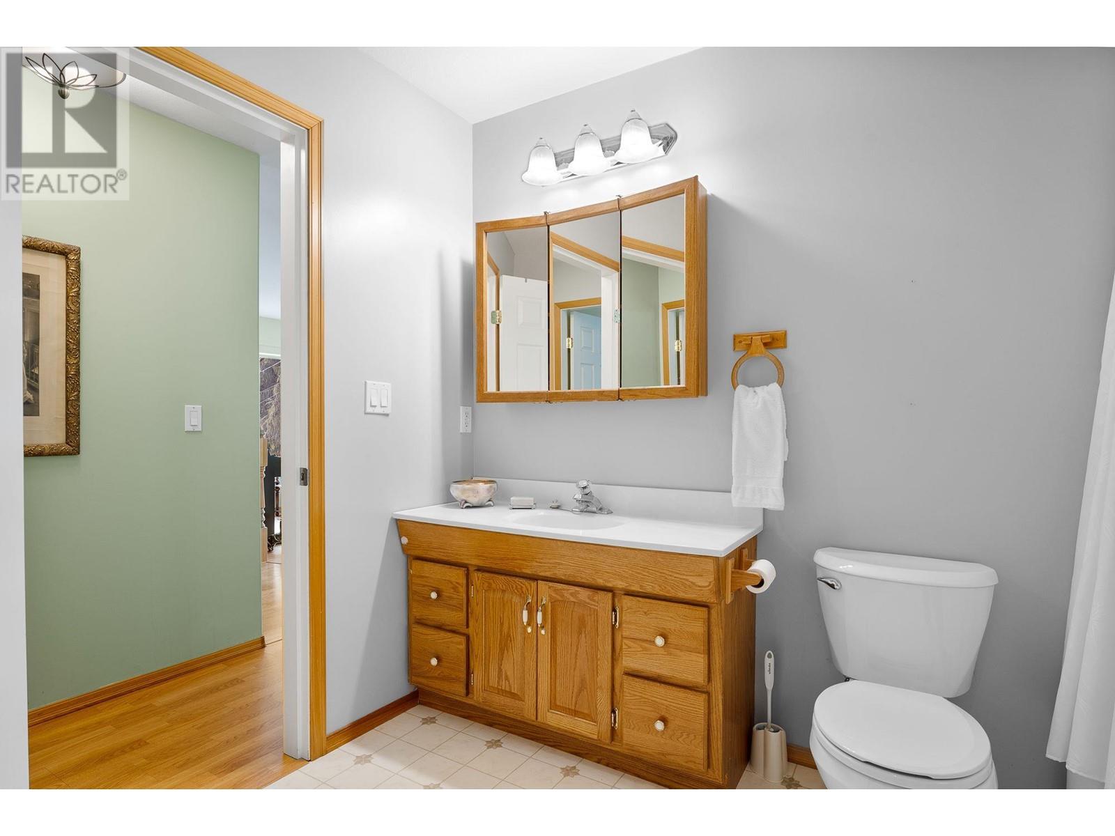 Photo 20 of 7451 Estate Drive, Anglemont BC