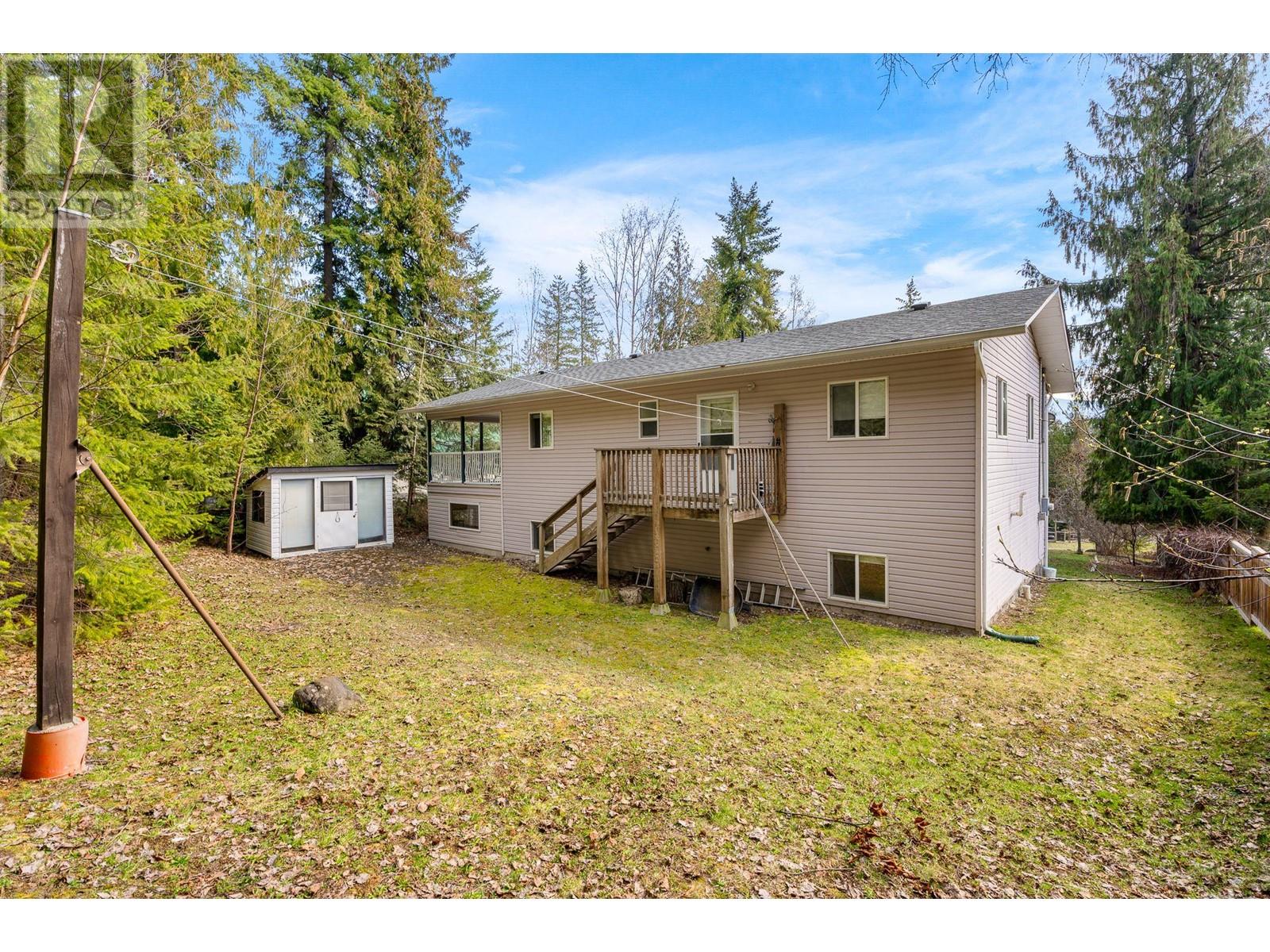 Photo 31 of 7451 Estate Drive, Anglemont BC