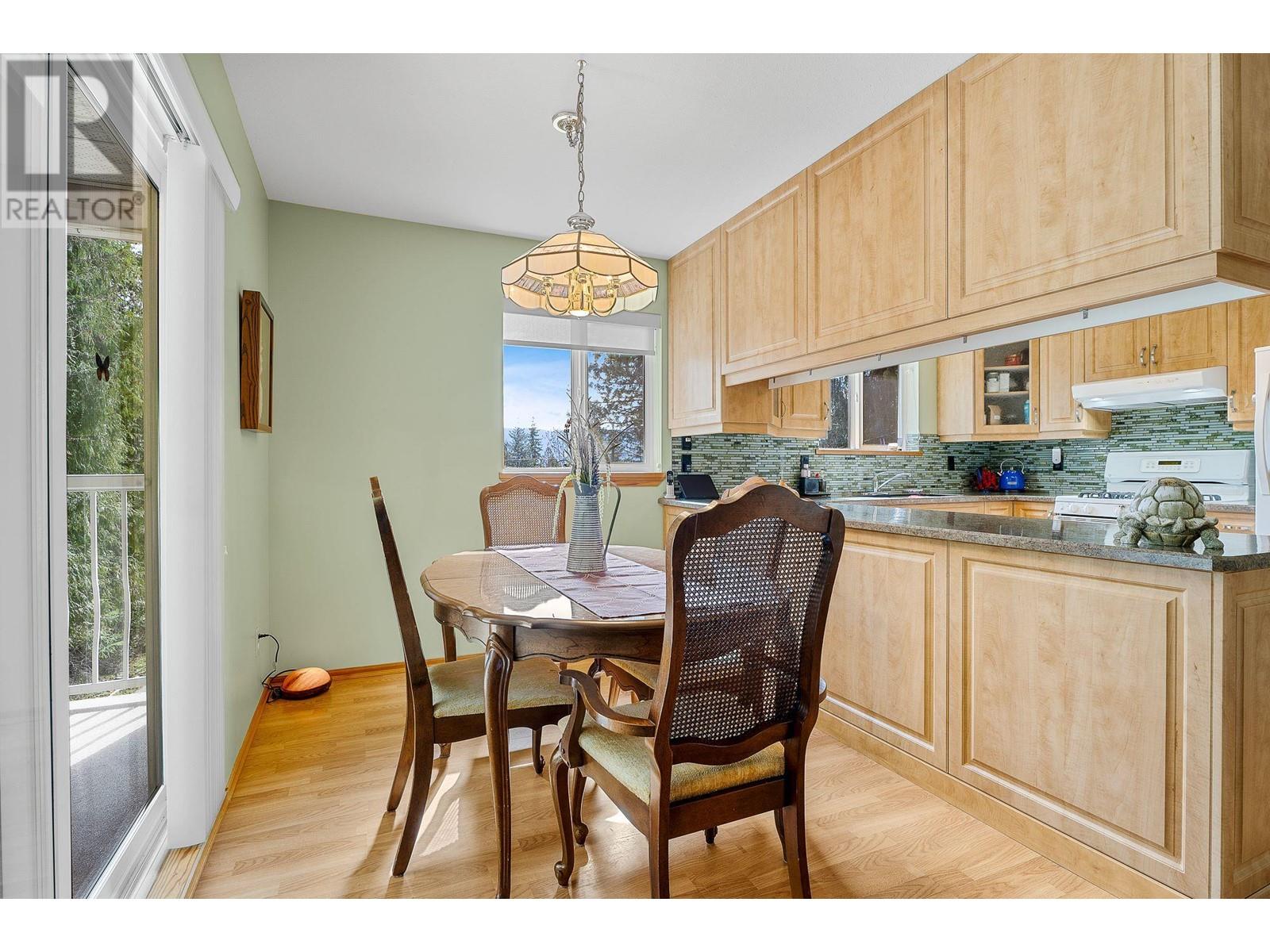 Photo 8 of 7451 Estate Drive, Anglemont BC