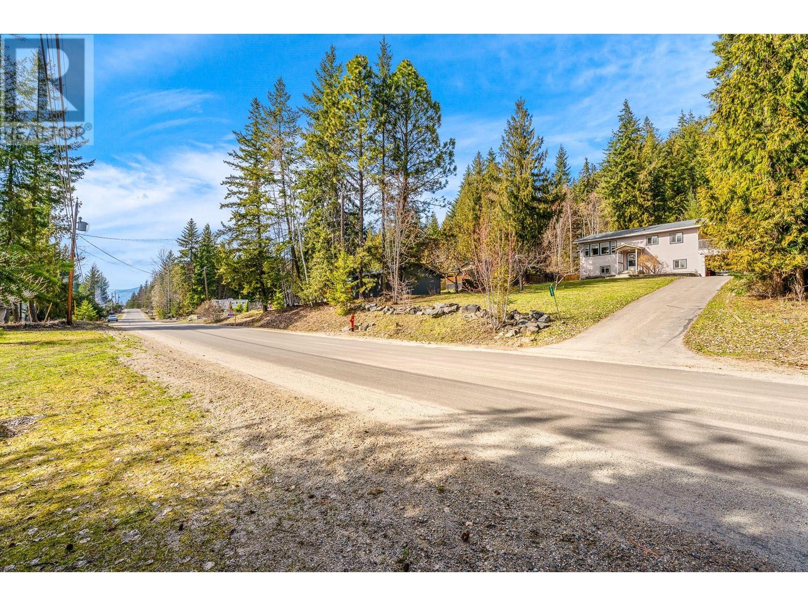 Photo 40 of 7451 Estate Drive, Anglemont BC