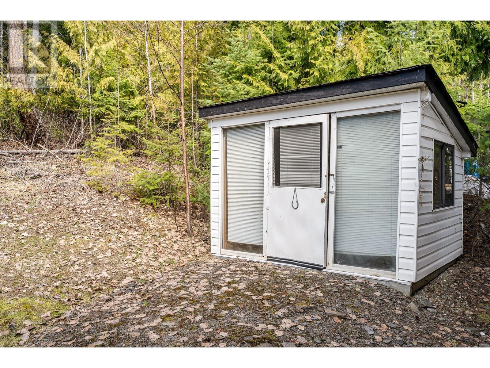 Photo 33 of 7451 Estate Drive, Anglemont BC