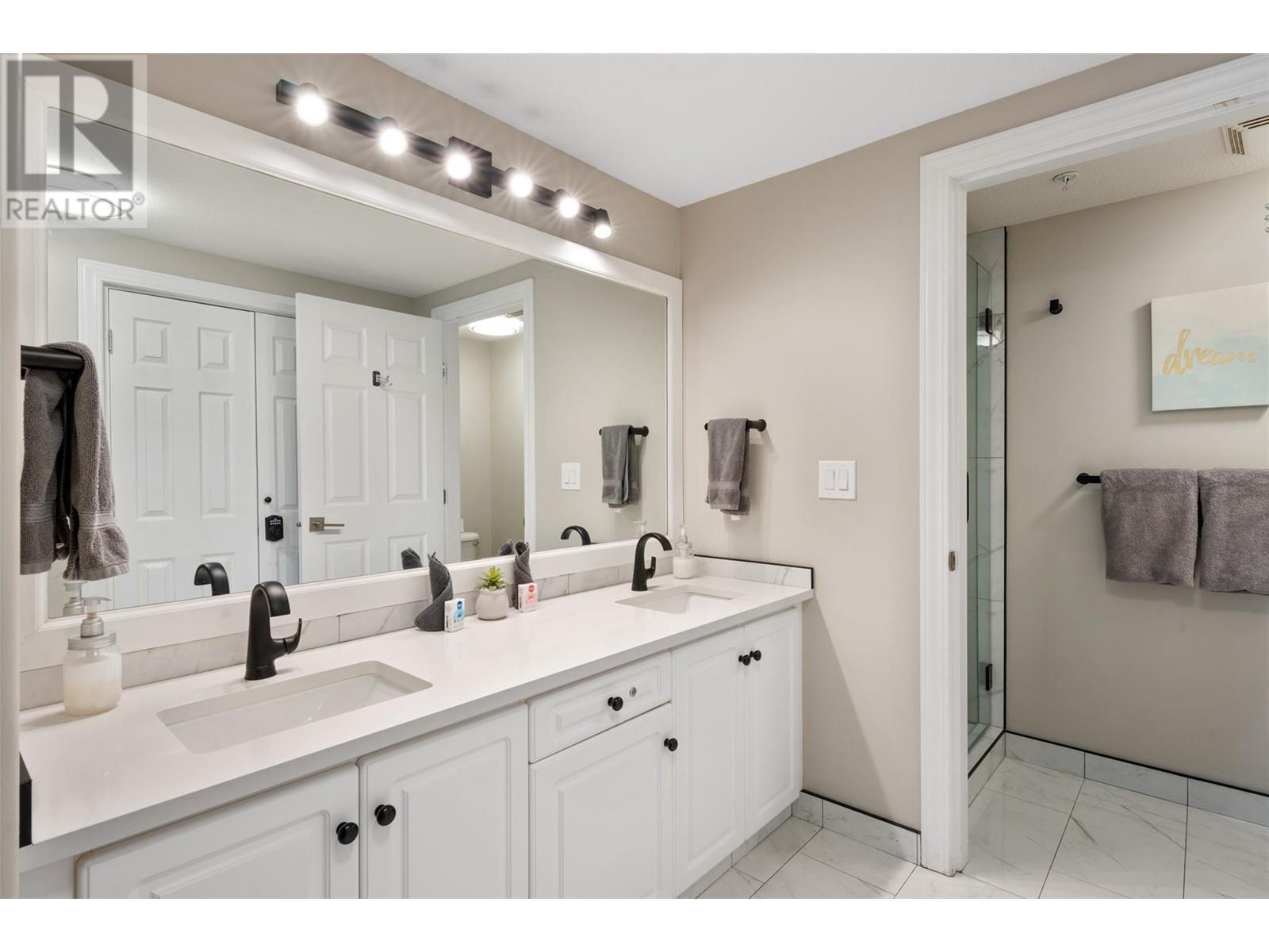 334 1088 Sunset Drive, Kelowna