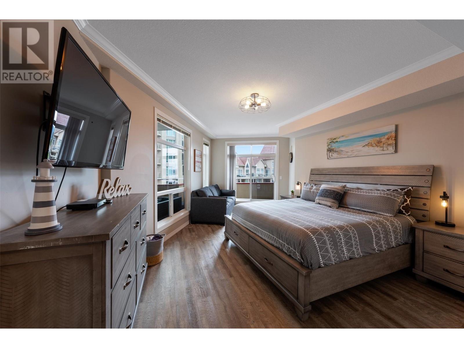 334 1088 Sunset Drive, Kelowna